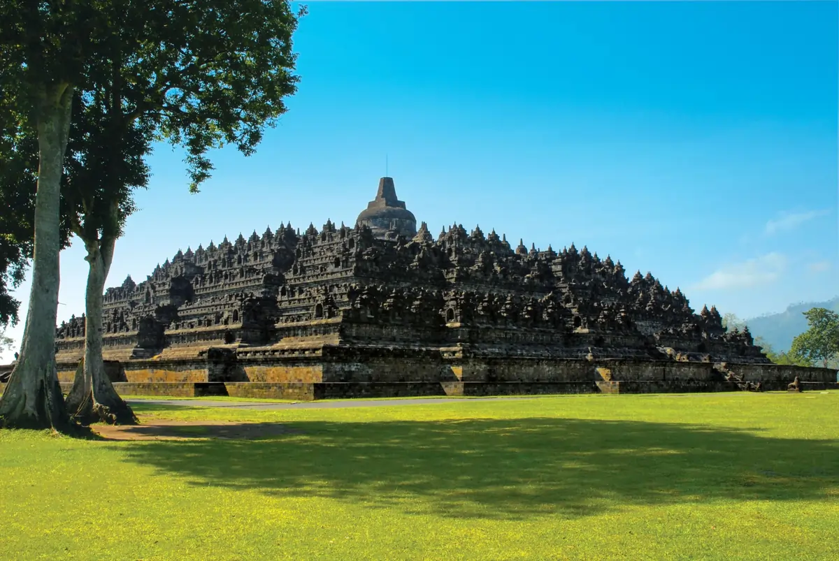 Candi Borobudur: Keajaiban Dunia di Jawa Tengah