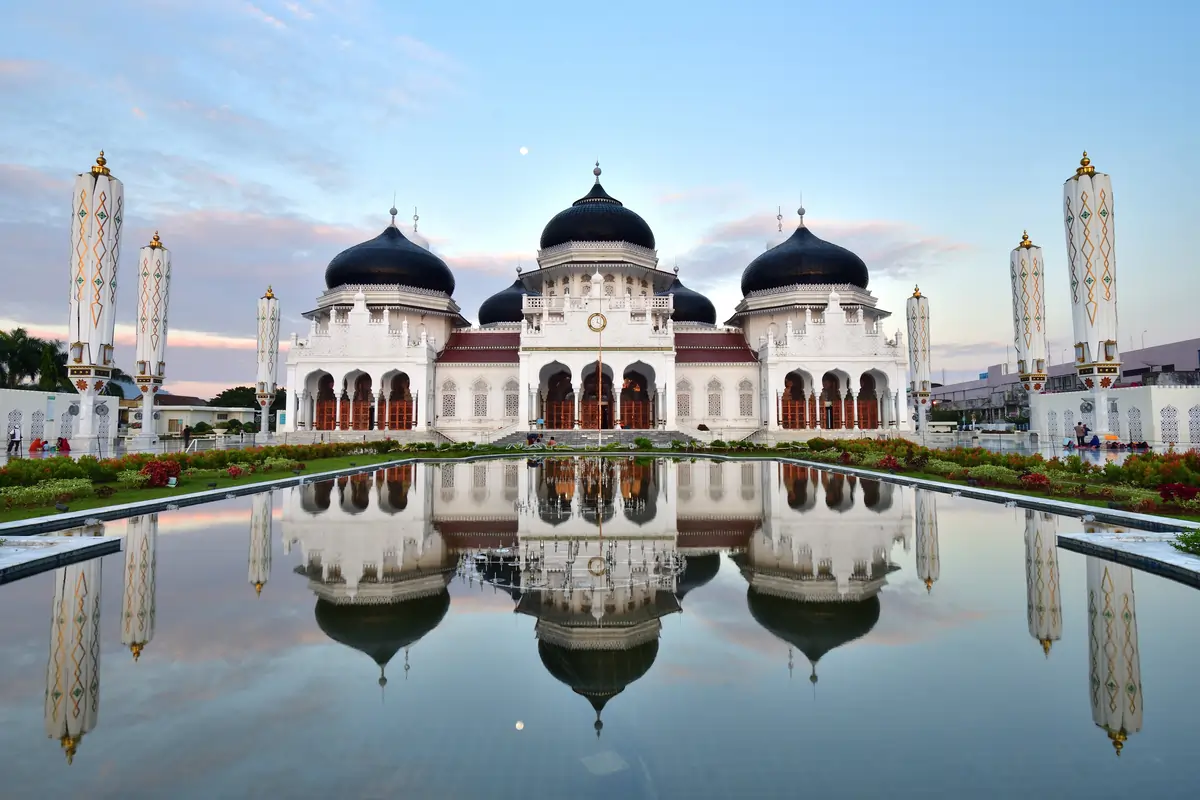 Masjid Raya Baiturrahman, Aceh: Simbol Kejayaan Islam