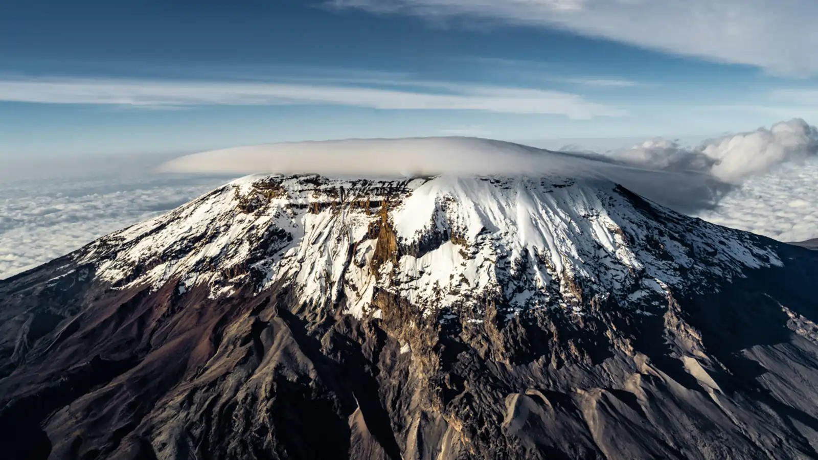 Mount Kilimanjaro, Tanzania: Pendakian Menuju Atap Afrika