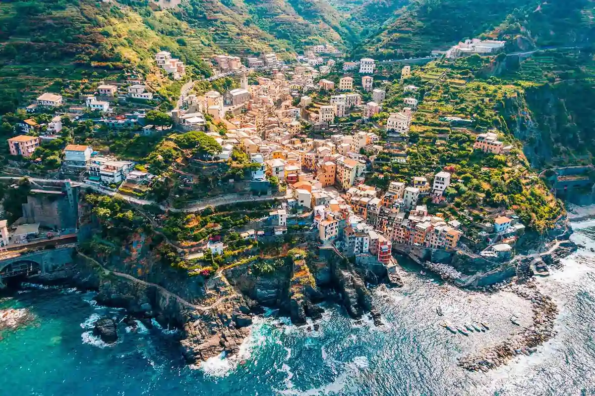 Cinque Terre, Italia: Lima Desa Indah di Tebing yang Menjorok ke Laut Liguria